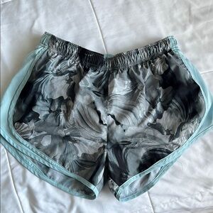 Nike Women's Athletic Shorts - Black and Gray